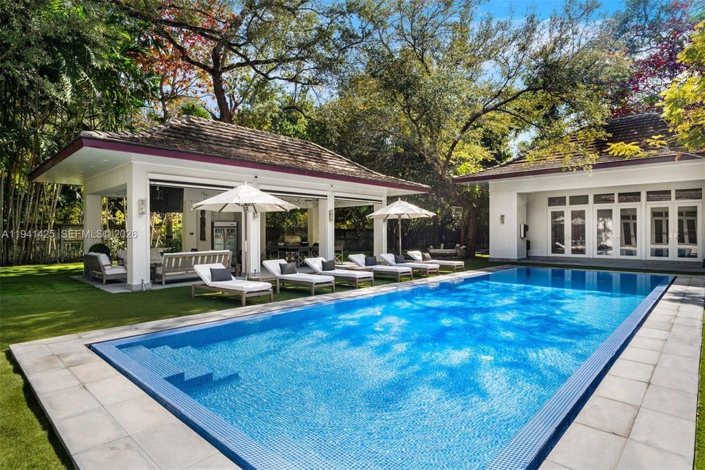 Coral Gables Modern Villa — Miami