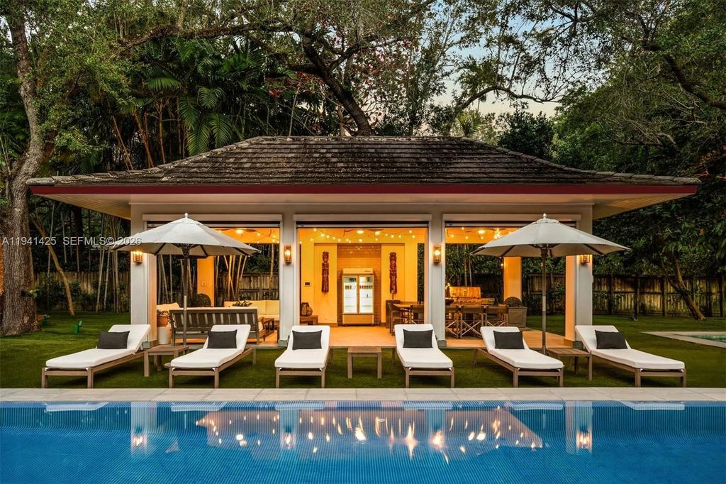 Pool terrace