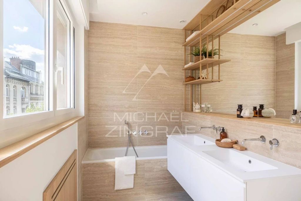 Master bedroom suite